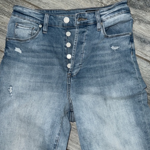 BLANK NYC The Baxter Straight Distressed Jeans - Picture 6 of 11